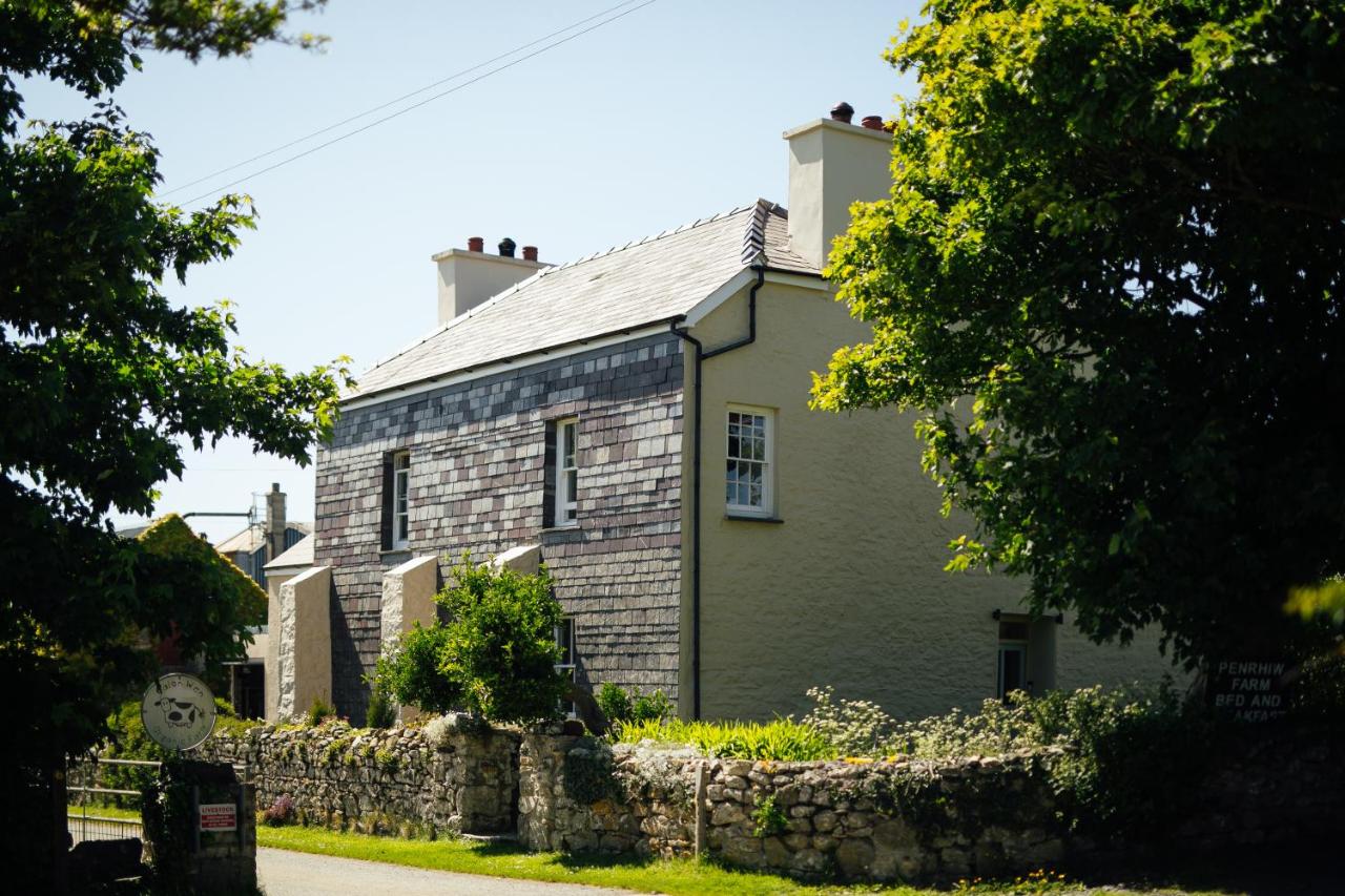 Penrhiw Farm | B&B, glamping, and self-catering in Pembrokeshire